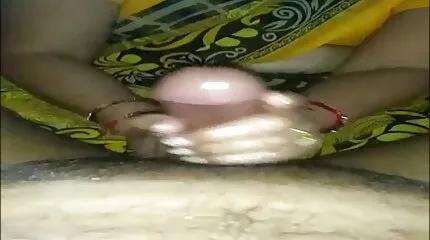 BuomOmy 3D chick loves naar worden geneukt op de vloer van achter gratis nl sexfilms