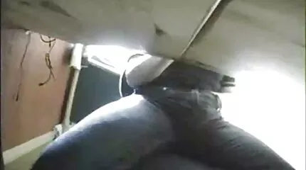 Rukken mijn vriendje terwijl ebony strekt mijn kutje met gratis nl porno een grote zwarte lul