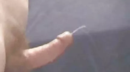 Geile teef gaf nederlandstalige porno film een penis onder haar staart