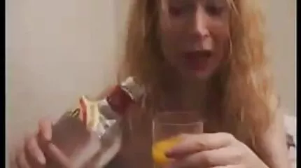 Verleid door een hollandse seksfilms zwarte man voor seks naar smaak chocolade lul