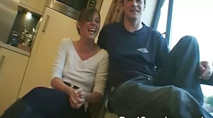 Lul cheats op een man hollandse sex films met een vriend en in Brutale neukt achter hem